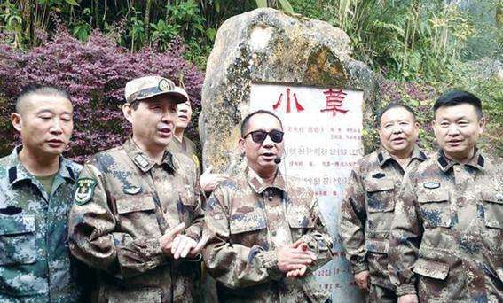 老山战役后双目失明的一级战斗英雄史光柱后来怎么样了