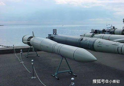 uum-125"海长矛"火箭助飞鱼雷