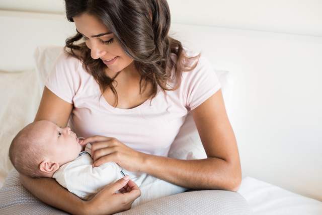 辟谣,母乳喂养一定比奶粉喂养好?三种妈妈的母乳不如奶粉