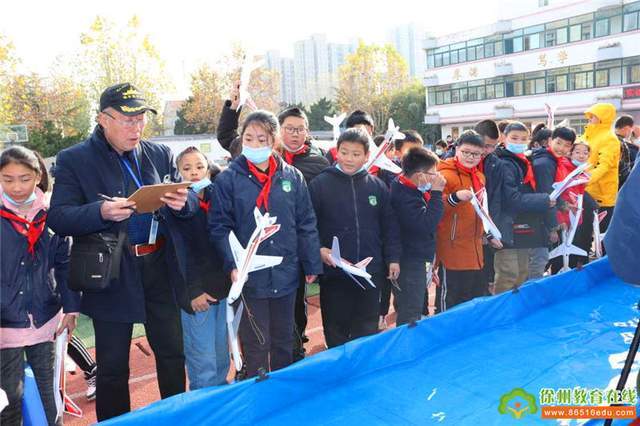 徐州市兴东实验学校承办第十六届徐州市青少年科技模型大赛分赛场赛事