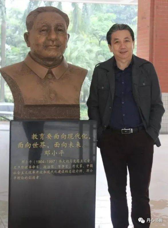 协会会员,他自幼师从家学,学习书画,17岁拜川中名家莫孟初学习花鸟画