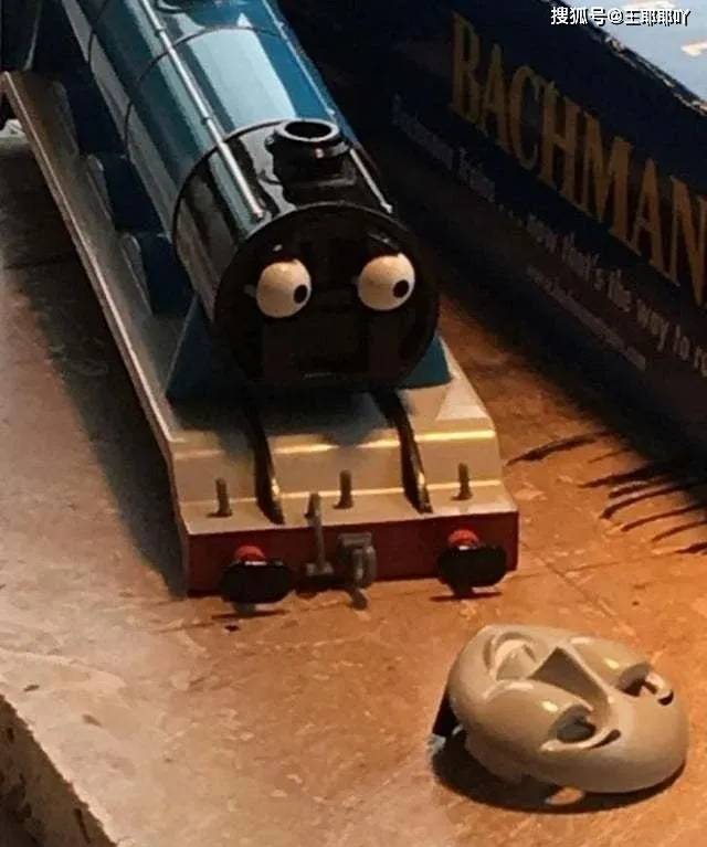 【beat·365】
搞笑图片：大叔模拟明星照片(图6)