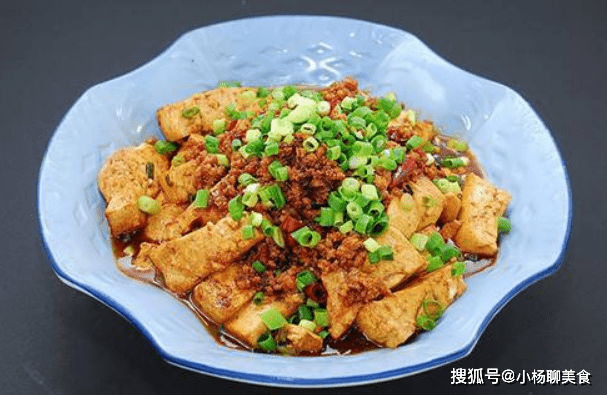 如何把肉切成肉末 3c90065742fa49e99aaa92f623b3128a.png