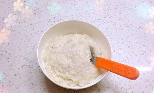 婴儿怎么吃鳕鱼辅食 b5fa994172ff4d4fac3c292965585fe2.jpeg
