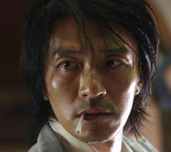 周星驰电影排行_2004年香港电影票房排行榜前十位,周星驰三年磨一剑(2)