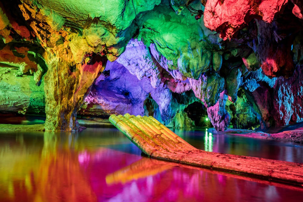 国内旅游必去的4处洞穴，最后一个被誉为“天下第一洞”