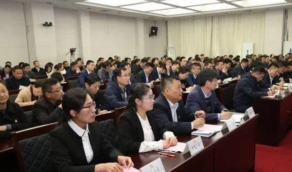 邳州招聘教师_独家专访 2019年邳州教师招聘政策解读 备考的注意(4)