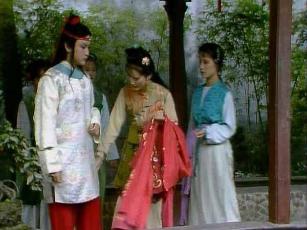 怡红院二人进一个出猜一成语_成语故事图片