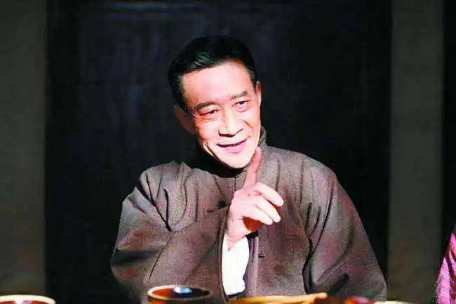 66歲李雪健抗癌20年近照消瘦憔悴，妻子曾比他還紅，是我們熟悉的她？ 娛樂八卦吃瓜 第2张