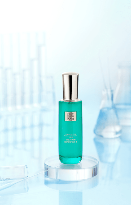 爽肤水是不是就是精华水 a81100a22bed4640b5ef57c88ccacde8.png