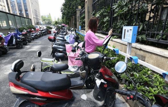 怎么样才能学会骑电瓶车 f915653b6807457d9bd853904b50d331.png