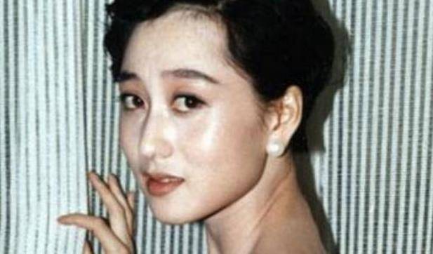 原创当年的利智有多美?年轻时与赌王共舞,风情万种惊艳世人