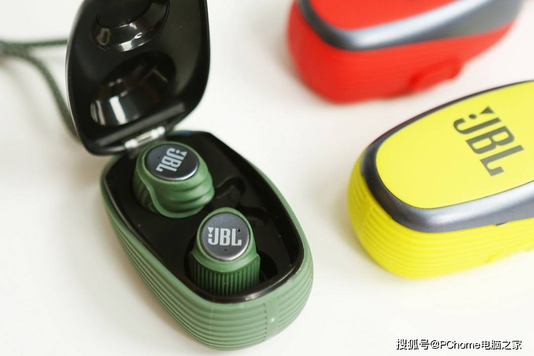 音乐|JBL X600TWS真无线运动耳机体验：轻量化设计 节奏很带感