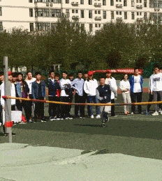 8.可能是和女生跳橡皮筋跳多了