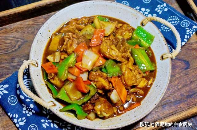 在家怎么自己做黄焖鸡 bbd809cbbc6246f8986838816e5daf1b.jpeg