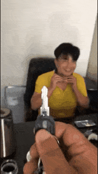 原创搞笑gif段子好吓人啊真的出来了大爷胆子真大