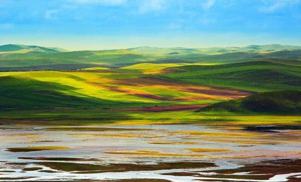 2020游客最多的城市_让游客花钱最多的中国城市,人均旅游消费是北京两