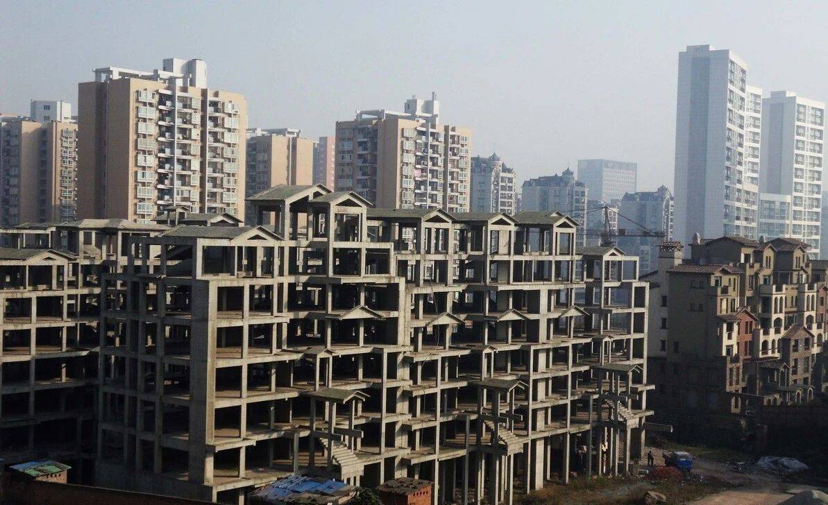 什么样的房子会成为烂尾楼 255f1867a0cf4c6a855cfee9dd63b949.jpeg