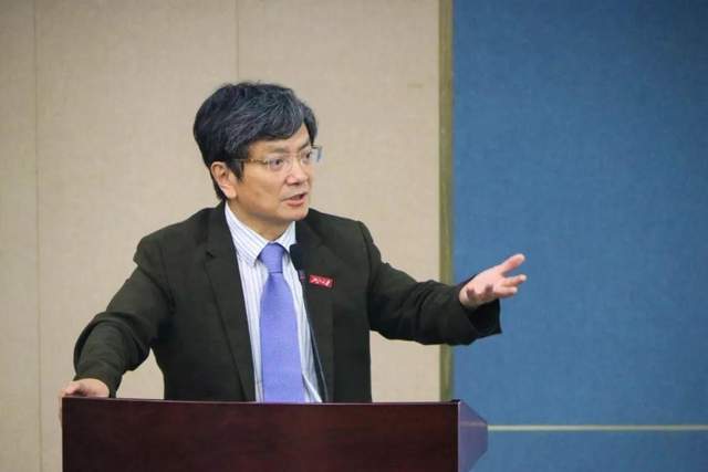 大学怎么找校长 00fc4f30594944119da826f4c29e3405.jpeg