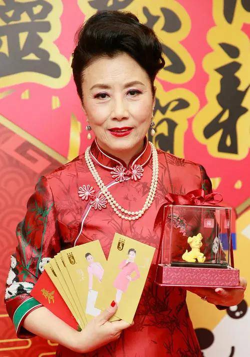 B站跨年出大招，请来汪明荃陈百祥，跨次元合作