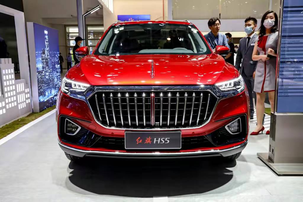 中型suv:红旗hs5,224马力 手自一体,回头率不用愁了?