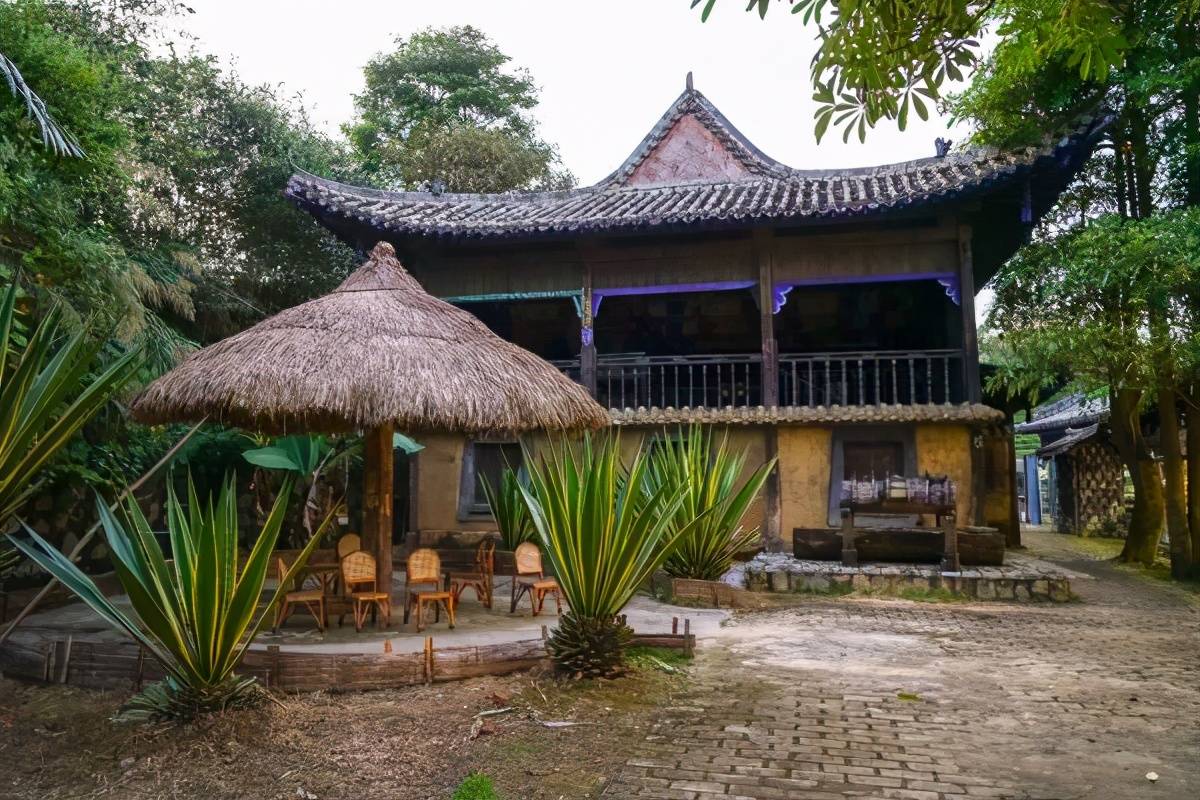 傣族竹楼少数民族特色民居建筑