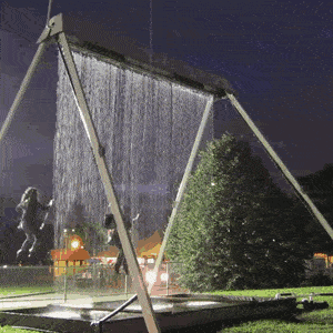 什么情况?竟然出现了这样的意外!看把妹子高兴的,终于到艳遇高发地!