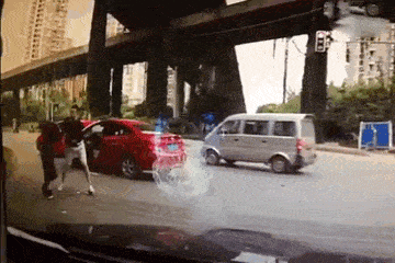 这么打女人太过分了吧!