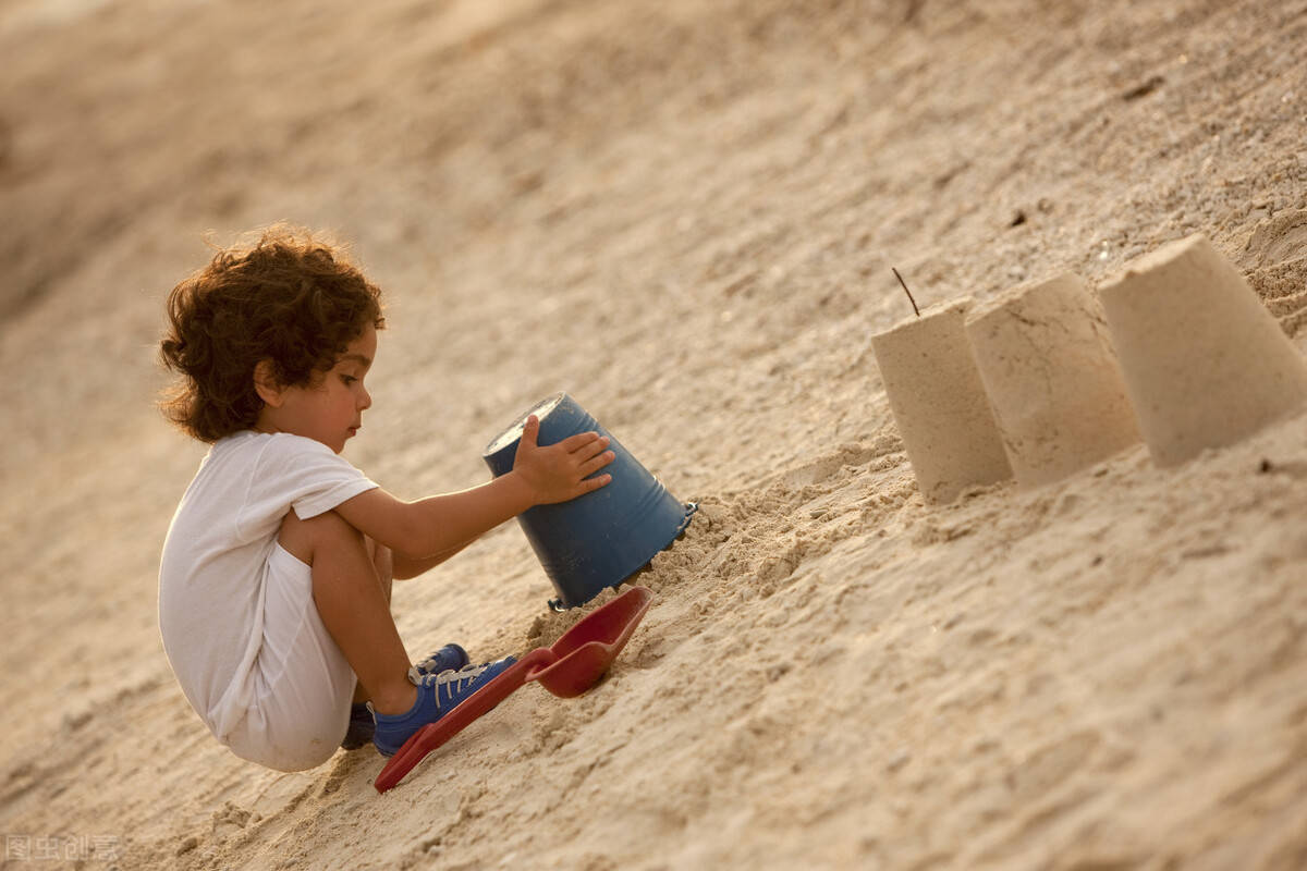 儿童玩沙,儿童沙池,玩沙子(第4页)_大山谷图库