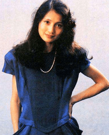 林芳兵:16岁被暗害险削鼻,为杨贵妃增肥50斤,丈夫623封情书追