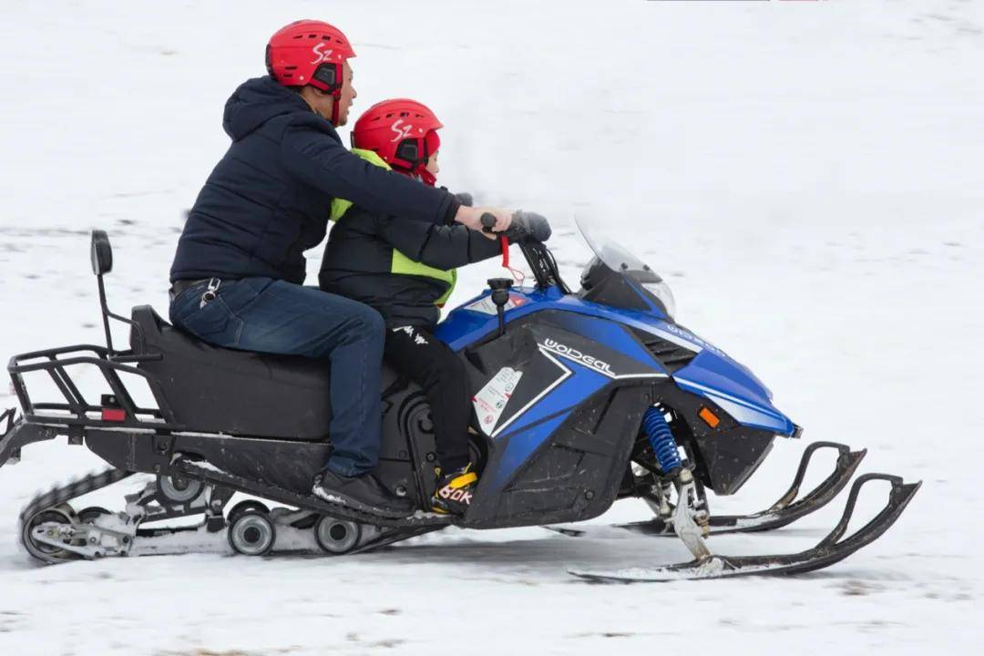 中国雪地车领导品牌万迪推出国内首款专业儿童雪地摩托车