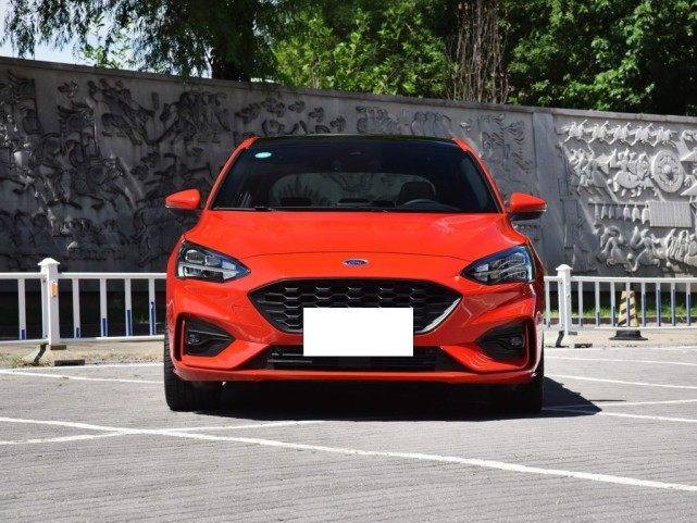 原来的福特被迫冲,新车降到了3万,国家六标,还看了国产车