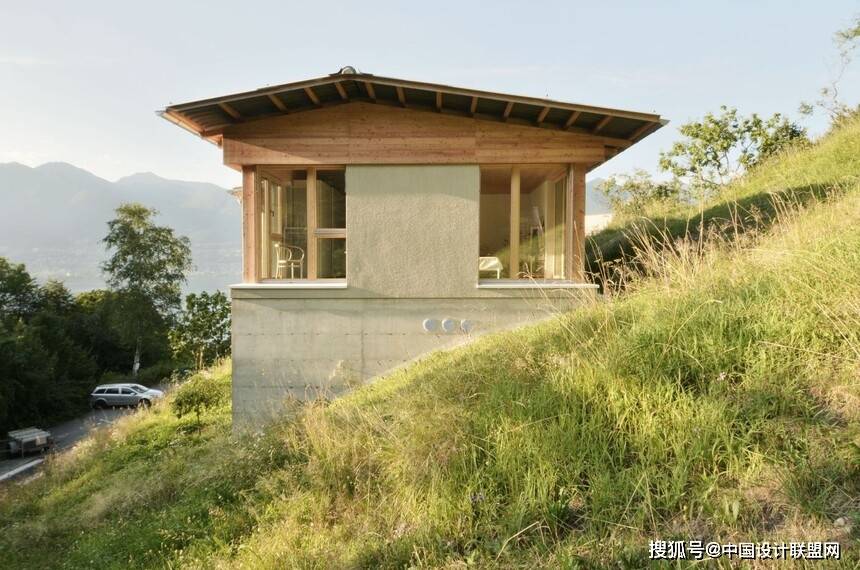 国外山坡度假小木屋设计