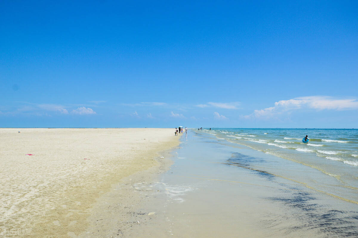 如果来到北海旅游,有这几个地方是务必要游玩的 北海银滩 一听这个