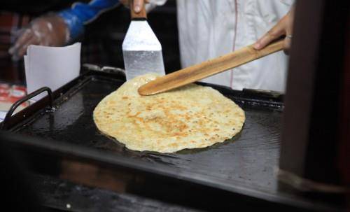 河南有种带馅的馍本地独有,味道独特趁热会更香_开封