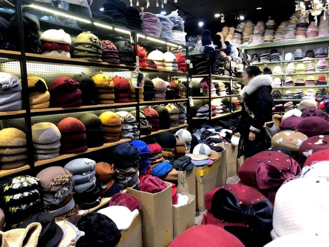 原创西安1688线下店淘货攻略人气饰品网红帽子全部批发价