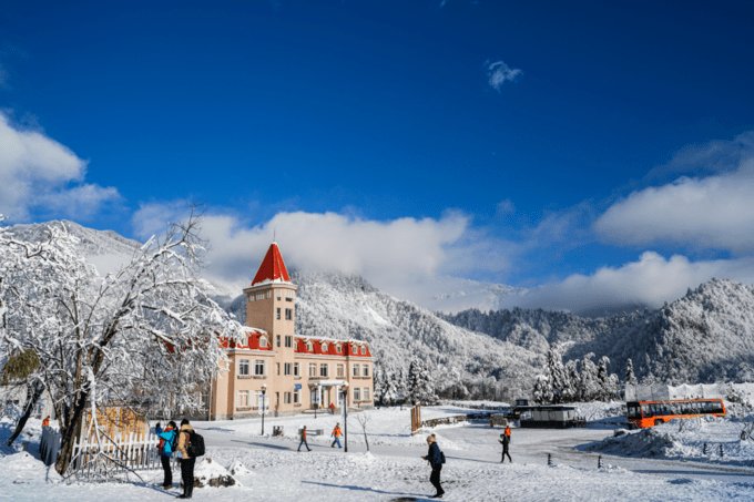 南国有雪：窗含西岭千秋雪，玩转成都西岭雪山