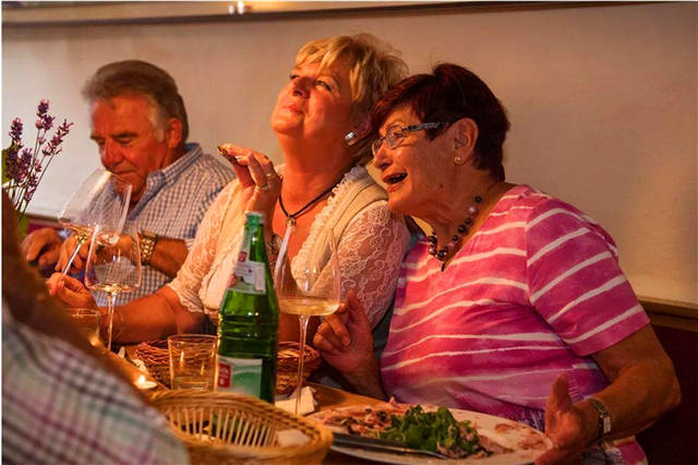 宝马GDP贡献_宝马x3(3)