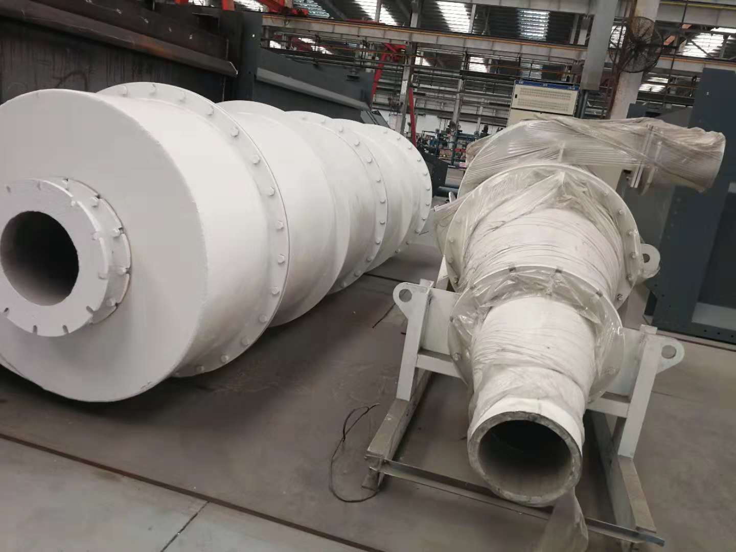无压给料三产品重介旋流器