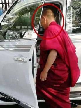 本来遇到一个普拉多。没想到主人是个高手。网友:这是喜欢越野的高手