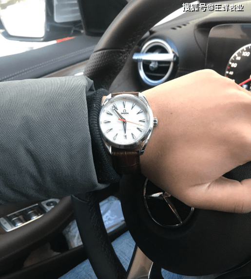 能欧不浪！3-5万欧米茄海马系列产品男式手表汇总_Terra