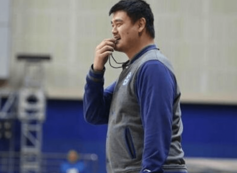 如何成为明星的律师 ec33fdbfcdb54de5b9f3543806abfc0e.png