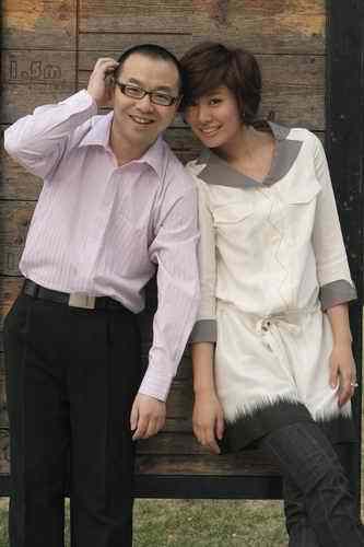 实,任劳任怨地推碾子拉磨,在电视台是个好主持,回到家里还是个好丈夫
