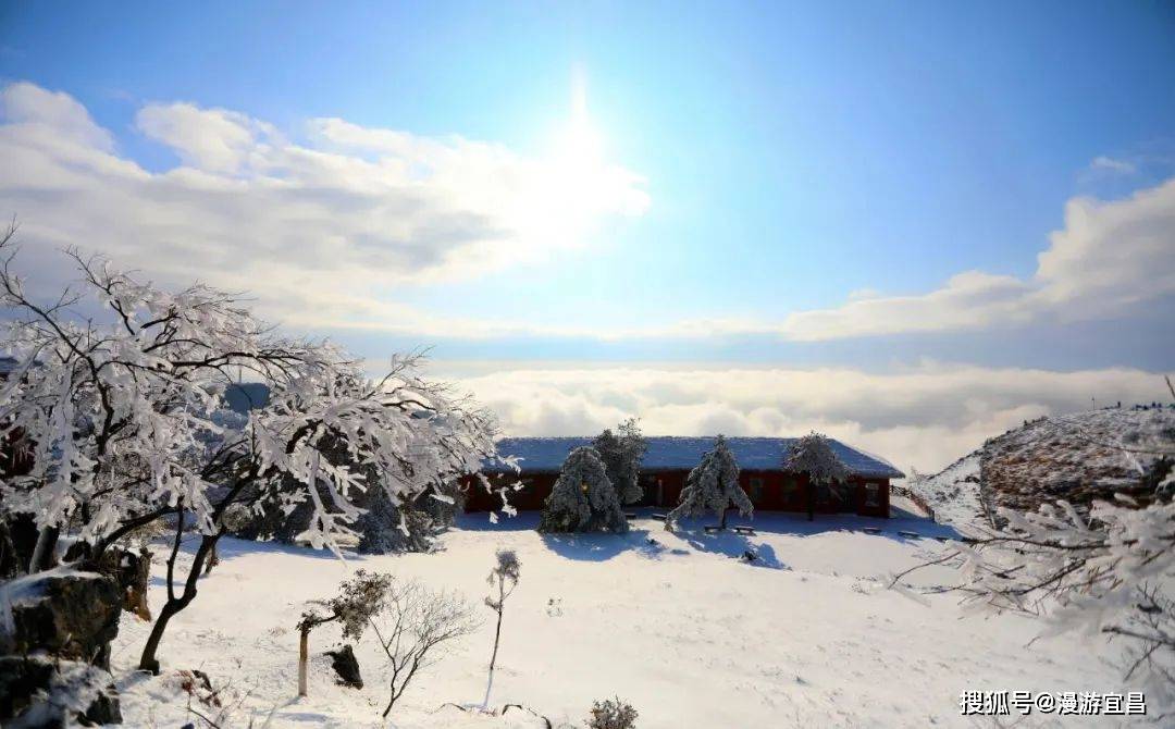 湖北百里荒,冬日草原雪景醉游人