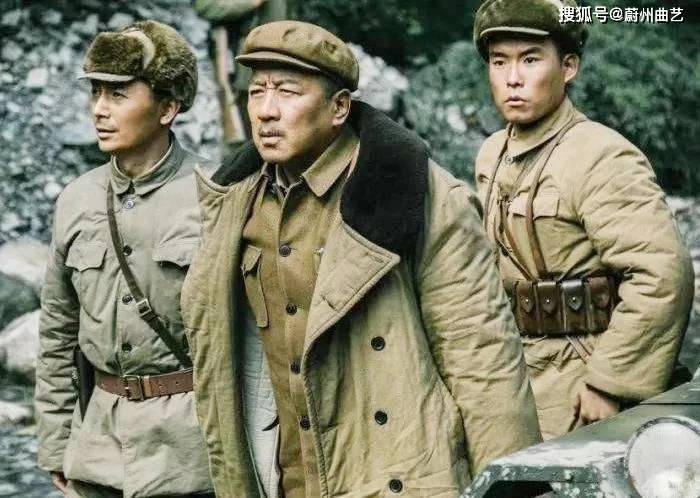 《跨过鸭绿江》丁勇岱:筛过沙子做过瓦工,36年信守婚前承诺