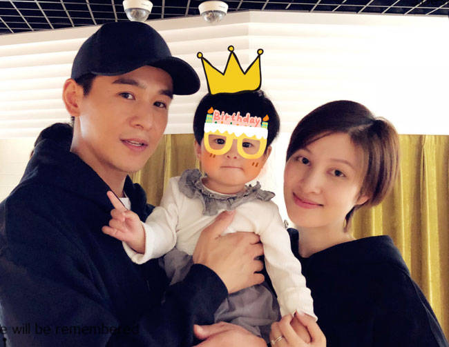 除了刘德华,这些明星也是隐婚多年,她到孩子两岁才承认结婚