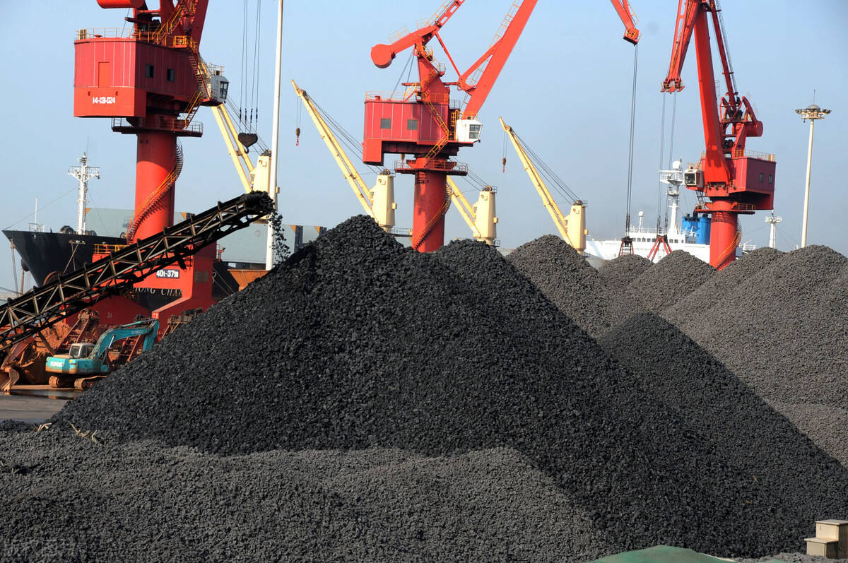 港口铁路煤炭调进量开始增多_海运费