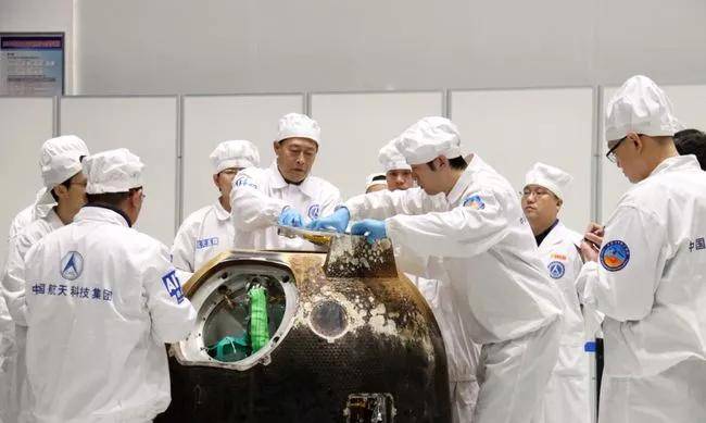中国嫦娥五号带回1千克月壤美国曾带回嫦娥