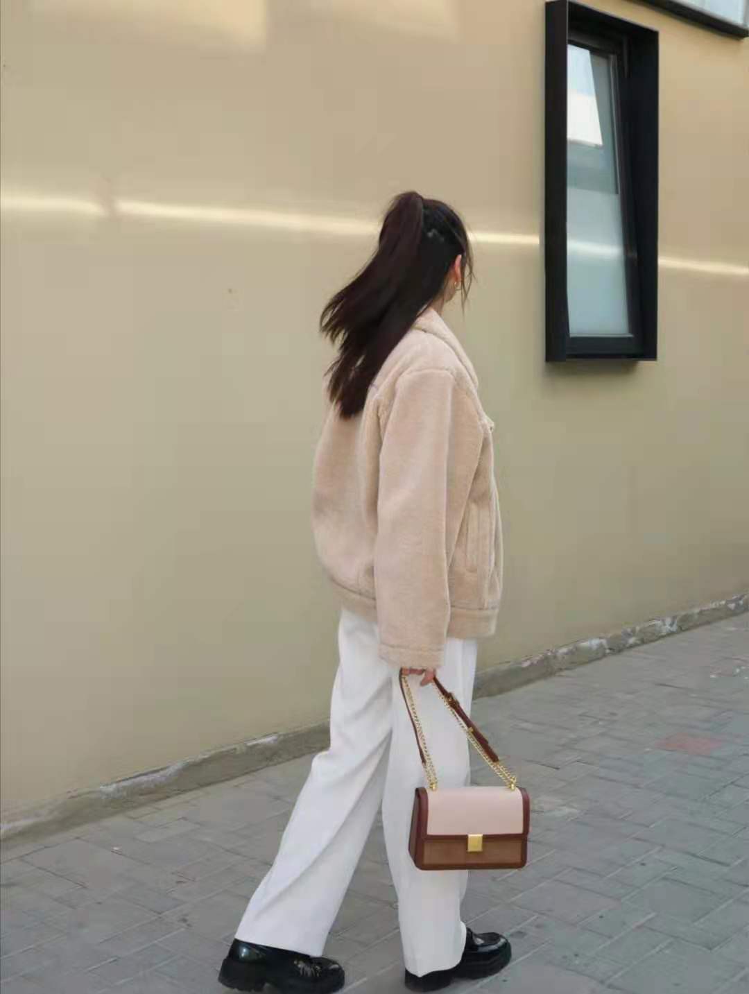 2021春天有女人味的穿衣搭配