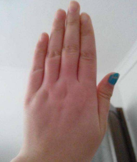 耳朵位置高的女人 :名利之福 这些面相的女人注定好命,旺夫又旺子